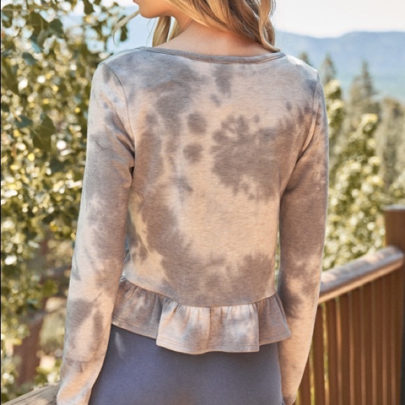 ❤️1 HOUR SALE❤️
dye sweater top - Picture 3 of 3